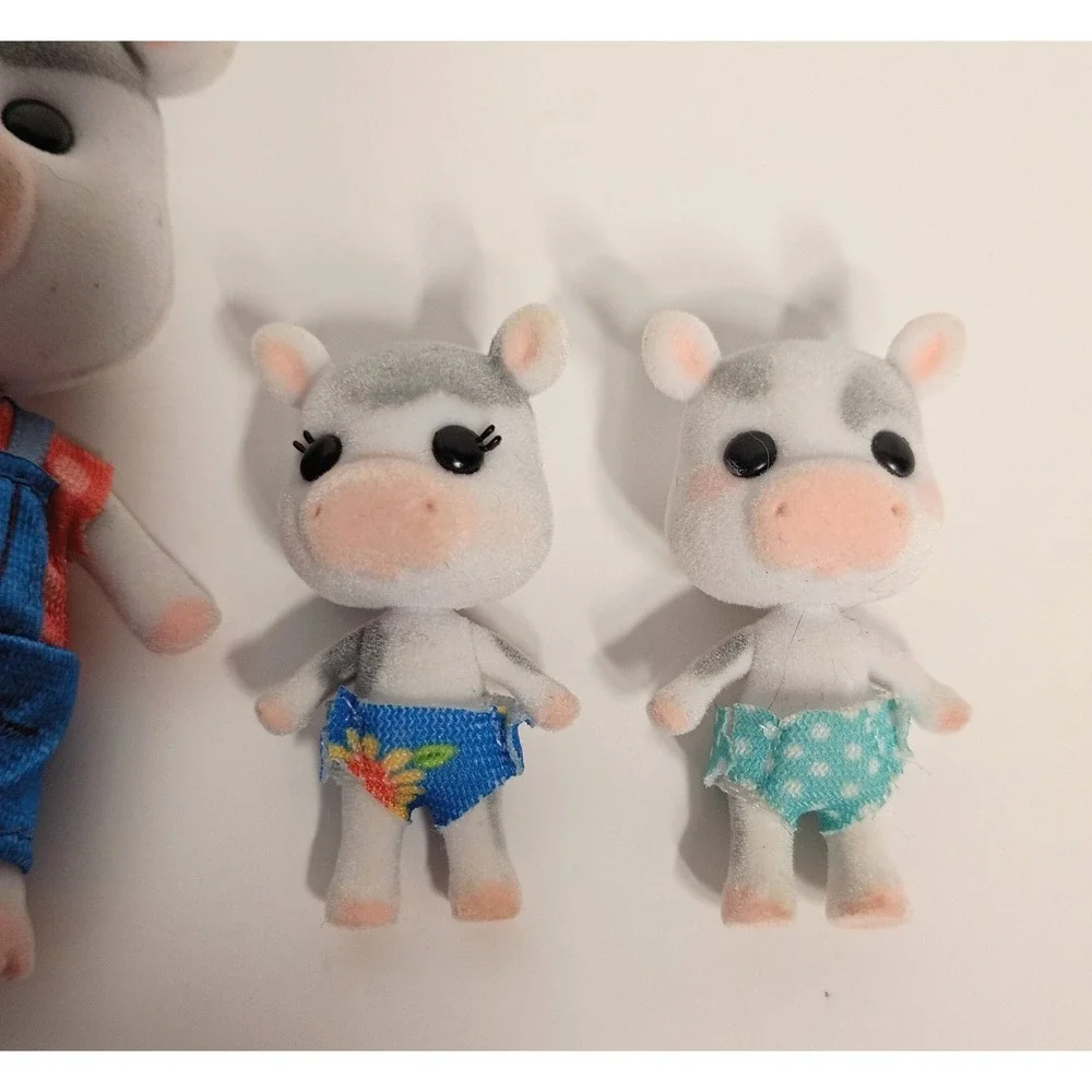 Honey Bee Acres‎ Cloverberrys Cow Family Set of Four Small Toys